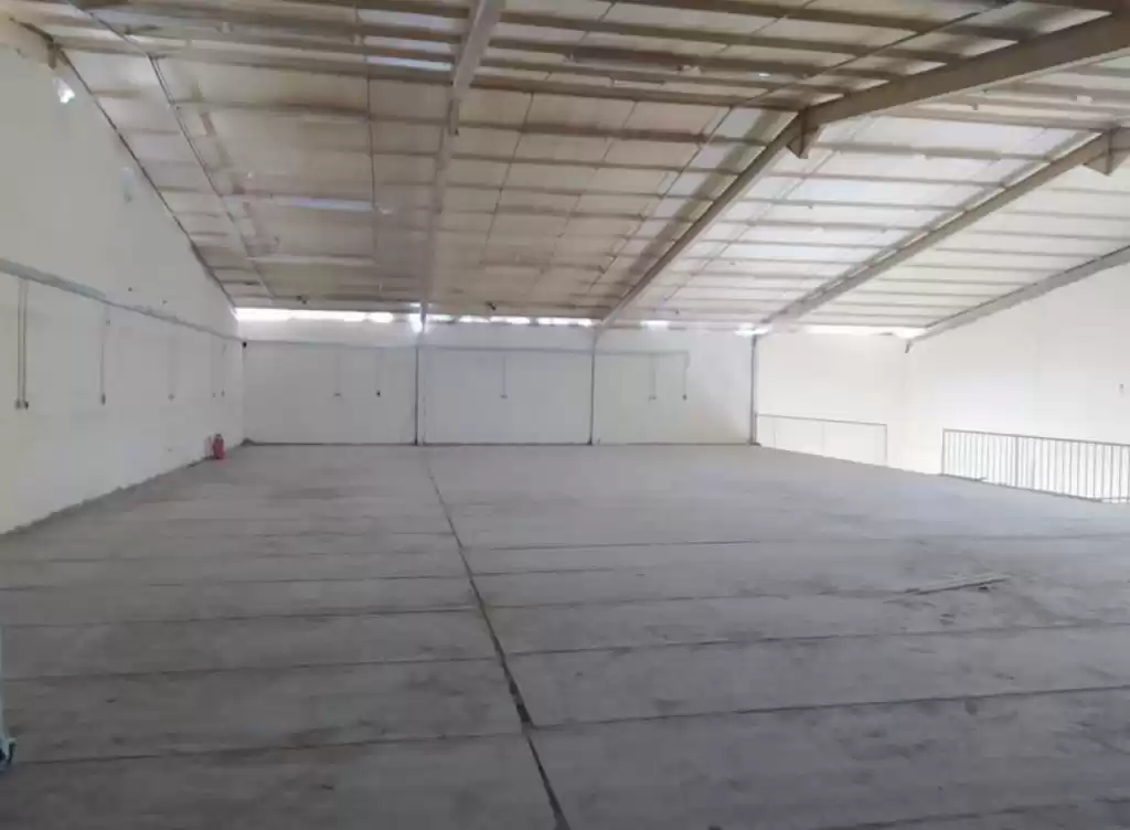 Commercial Ready Property U/F Warehouse  for rent in Doha #21777 - 1  image 