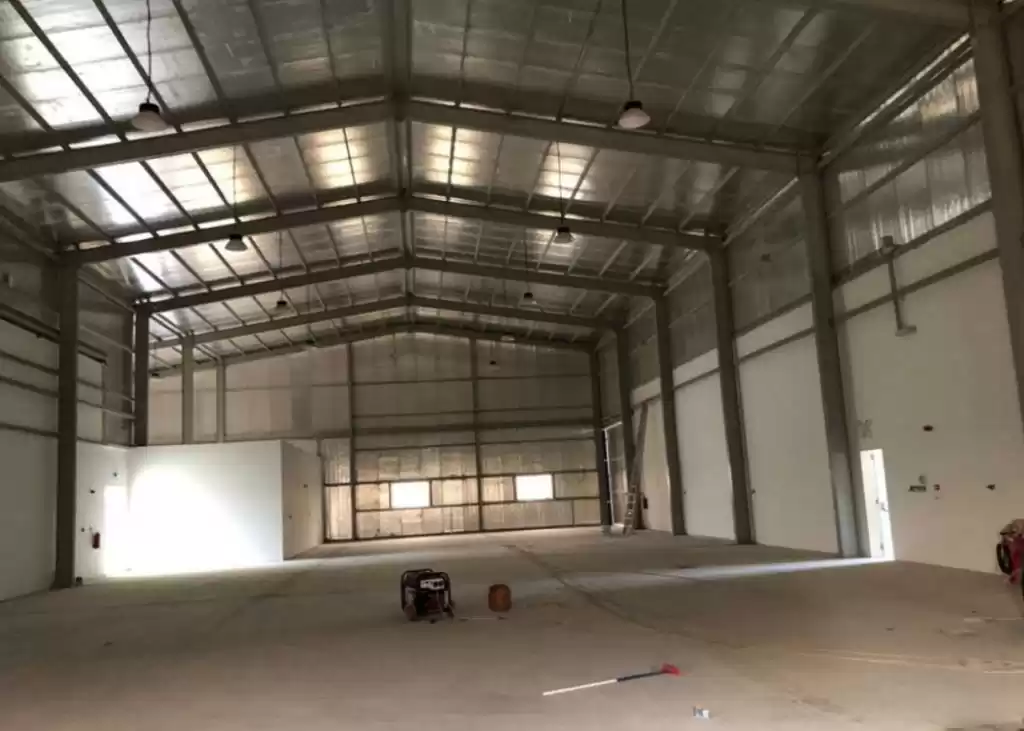 Commercial Ready Property U/F Warehouse  for rent in Al Sadd , Doha #21783 - 1  image 