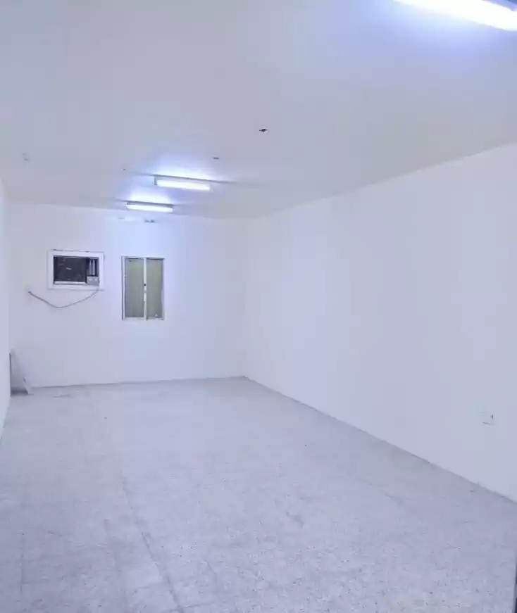 Residential Ready Property 7+ Bedrooms U/F Labor Camp  for rent in Al Sadd , Doha #21802 - 1  image 
