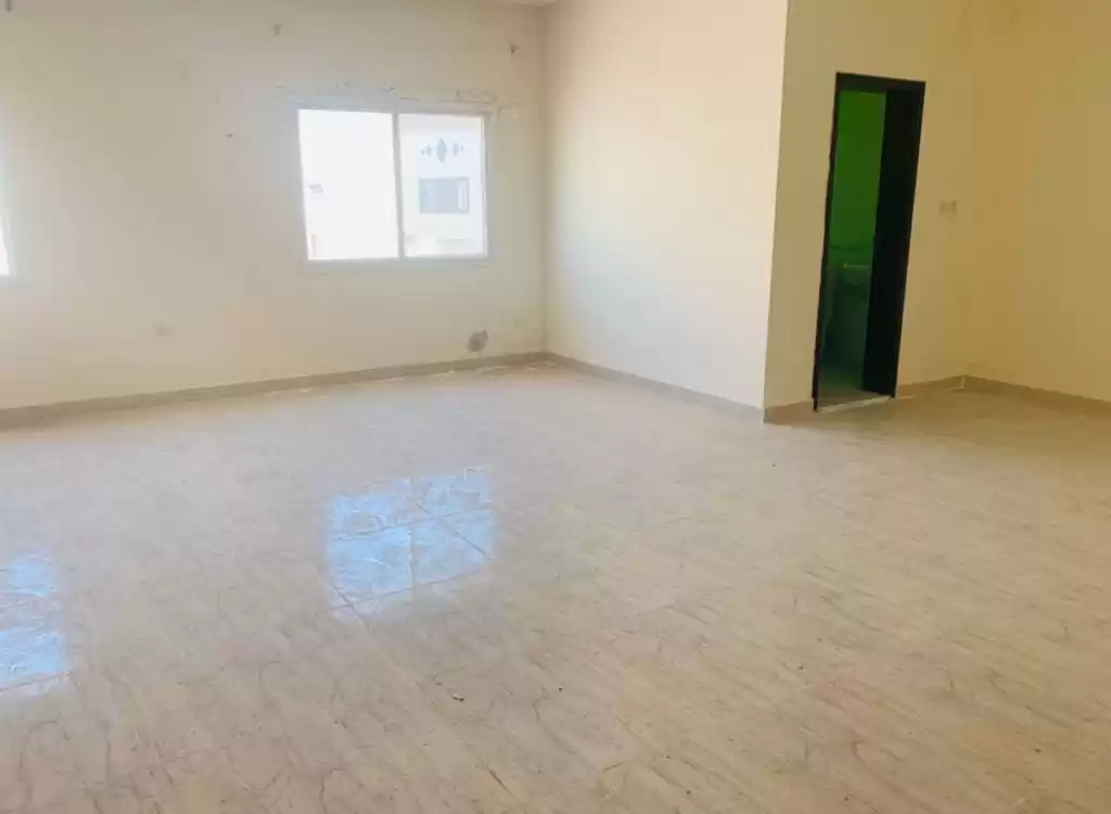 Residential Ready Property 7+ Bedrooms U/F Labor Camp  for rent in Al Sadd , Doha #21821 - 1  image 