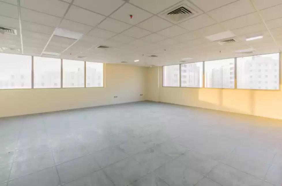 تجاری املاک آماده U/F دفتر  برای اجاره که در السد , دوحه #21829 - 1  image 