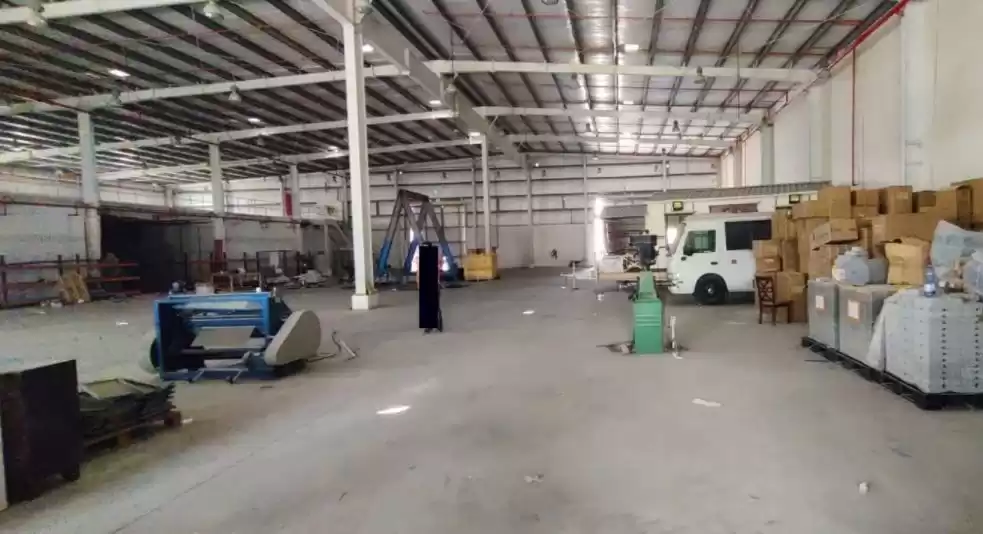 Commercial Ready Property S/F Warehouse  for rent in Al Sadd , Doha #21863 - 1  image 