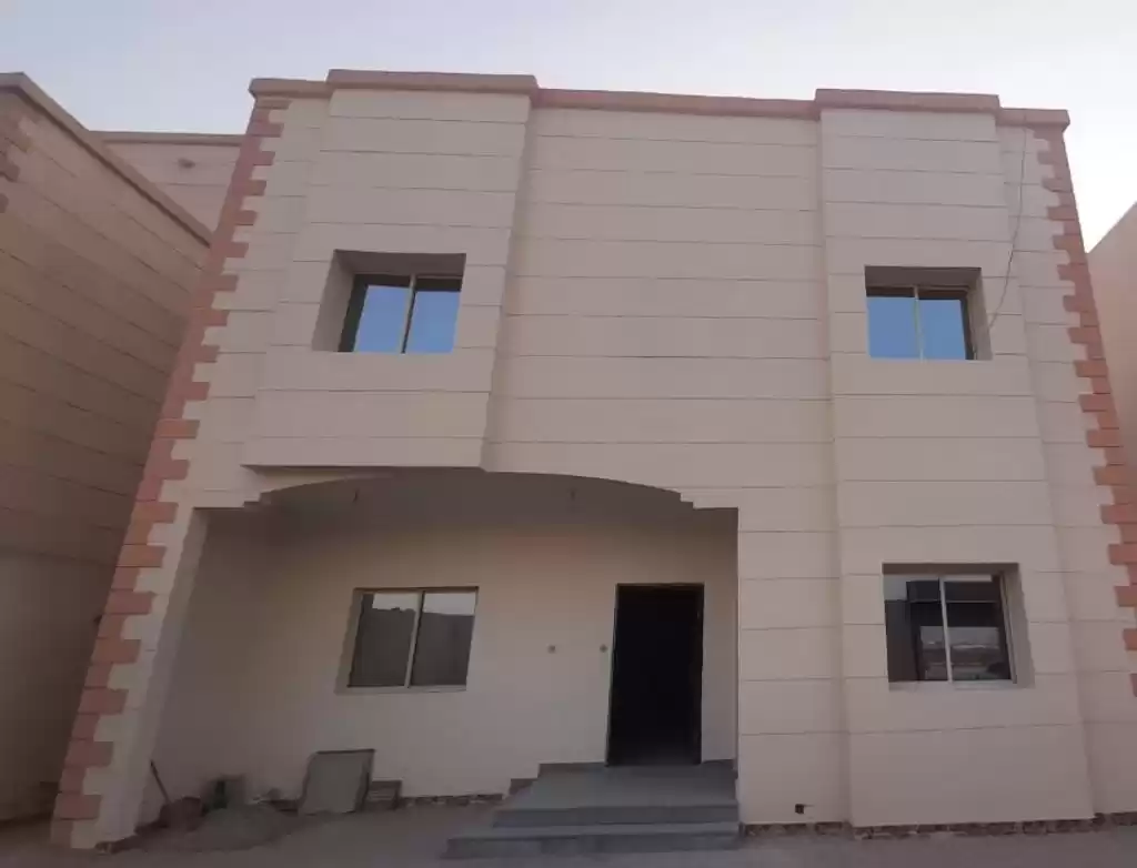 Résidentiel Propriété prête 6 chambres U / f Villa autonome  a louer au Al-Sadd , Doha #21869 - 1  image 