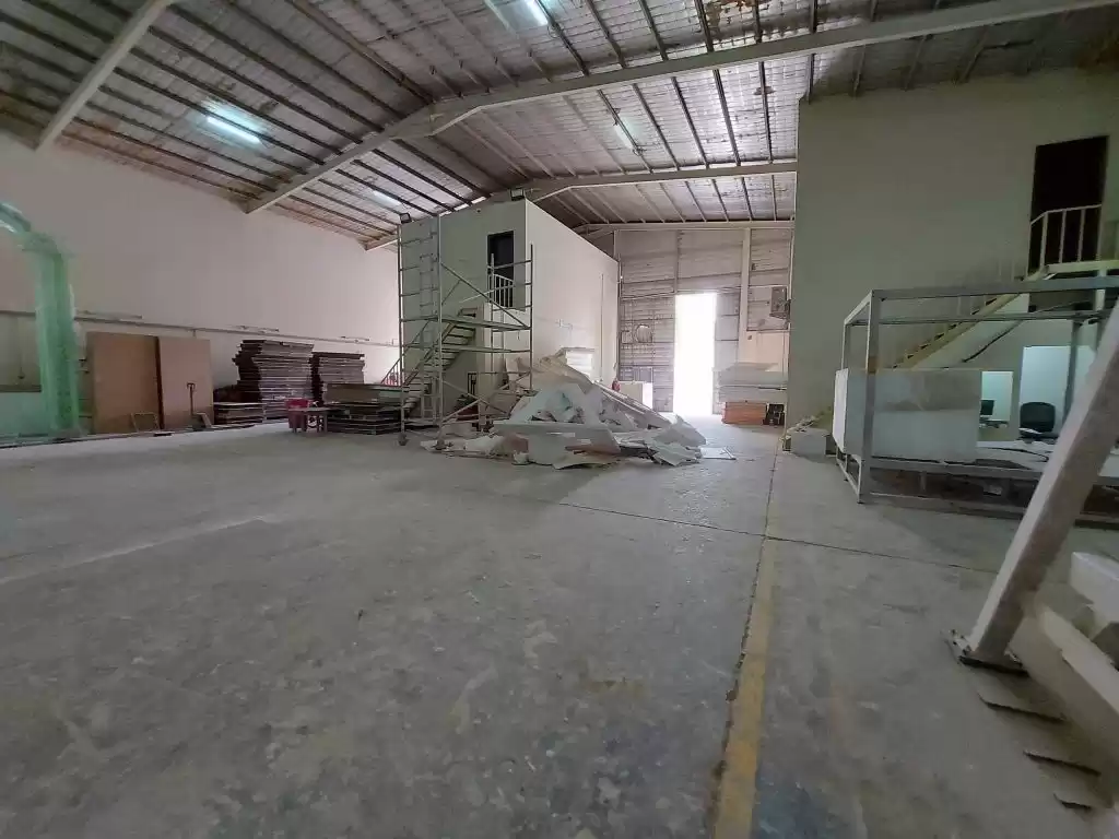 Mixed Use Ready Property F/F Warehouse  for rent in Al Sadd , Doha #21878 - 1  image 