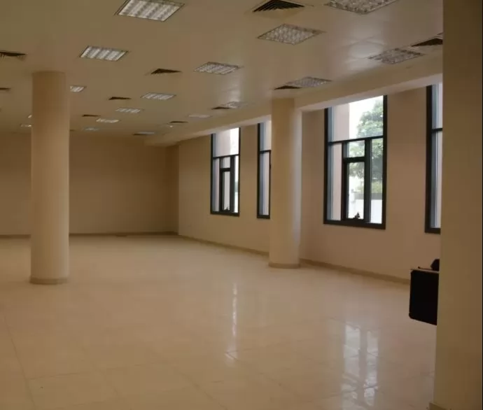 Commercial Ready Property U/F Full Floor  for rent in Doha-Qatar #21931 - 1  image 