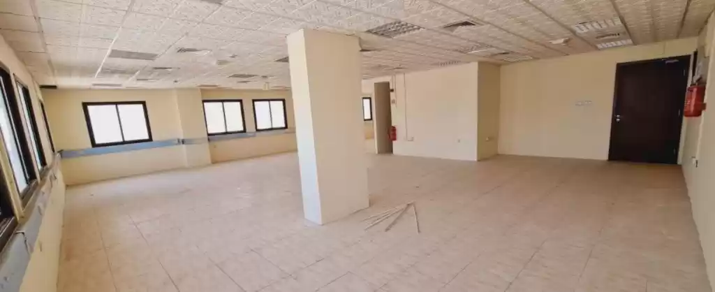 Commercial Ready Property U/F Office  for rent in Al Sadd , Doha #21957 - 1  image 