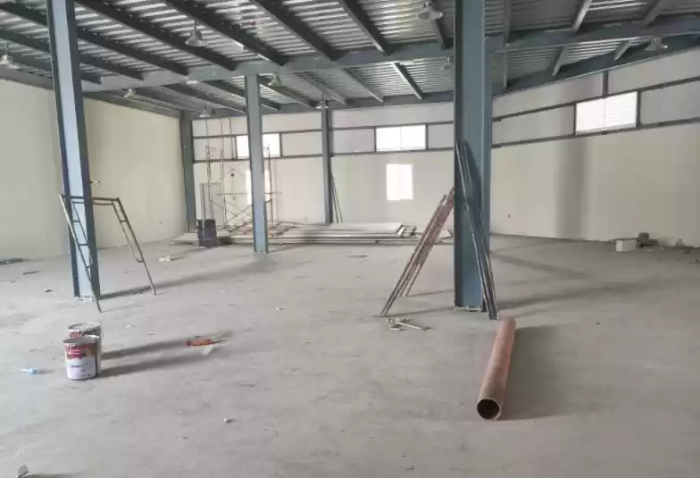 Mixed Use Ready Property U/F Warehouse  for rent in Al Sadd , Doha #21962 - 1  image 