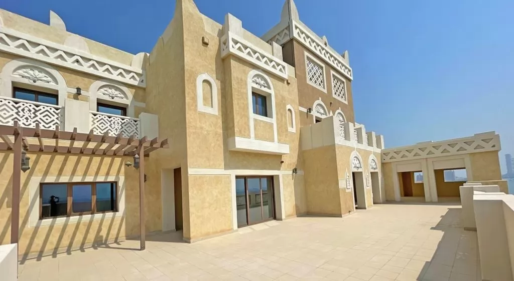 Residential Ready Property 6+maid Bedrooms S/F Villa in Compound  for sale in Dubai #22019 - 1  image 