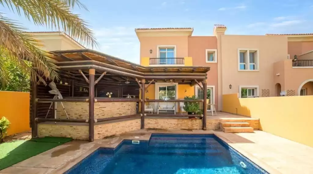 Residential Ready Property 3 Bedrooms F/F Villa in Compound  for sale in Dubai #22024 - 1  image 
