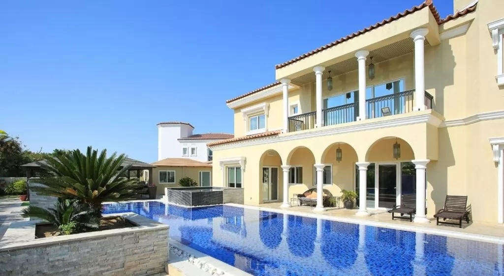 yerleşim Hazır Mülk 6+hizmetçi Yatak Odası F/F Müstakil Villa  satılık içinde Dubai #22031 - 1  image 