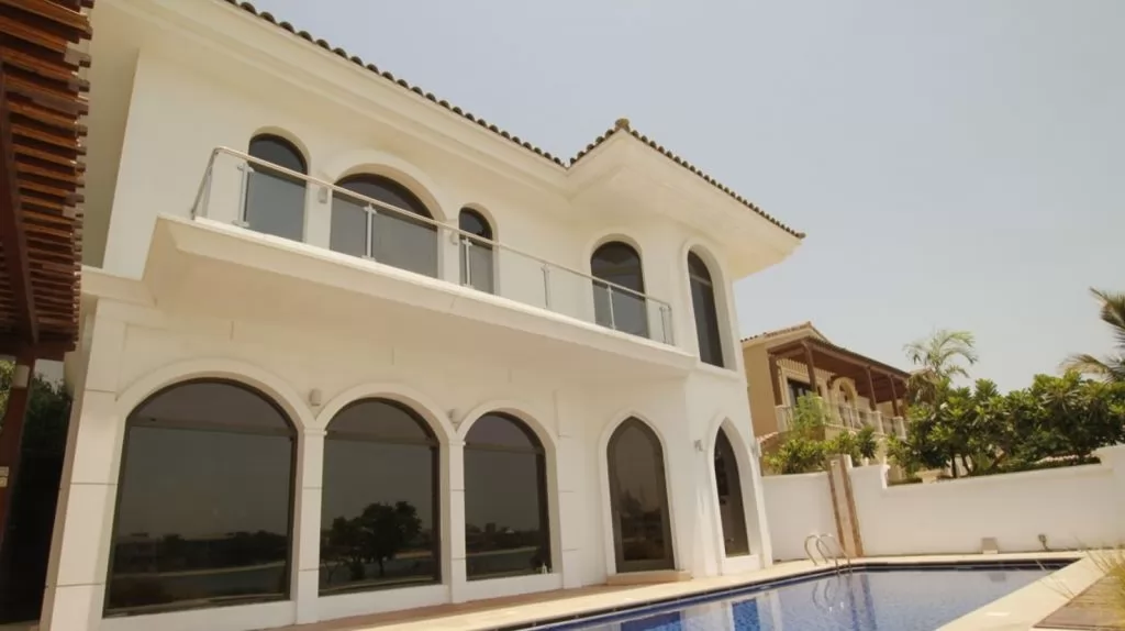 Residential Ready Property 6 Bedrooms U/F Villa in Compound  for sale in Dubai #22033 - 1  image 