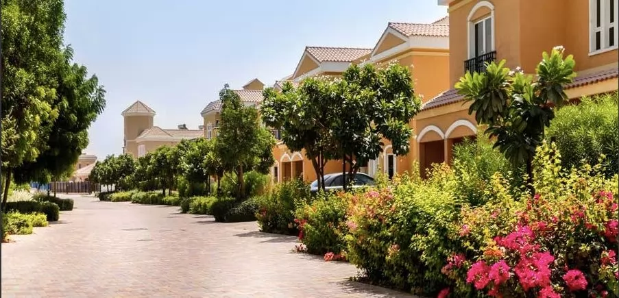 yerleşim Hazır Mülk 5 Yatak Odası U/F Müstakil Villa  satılık içinde Dubai #22035 - 1  image 