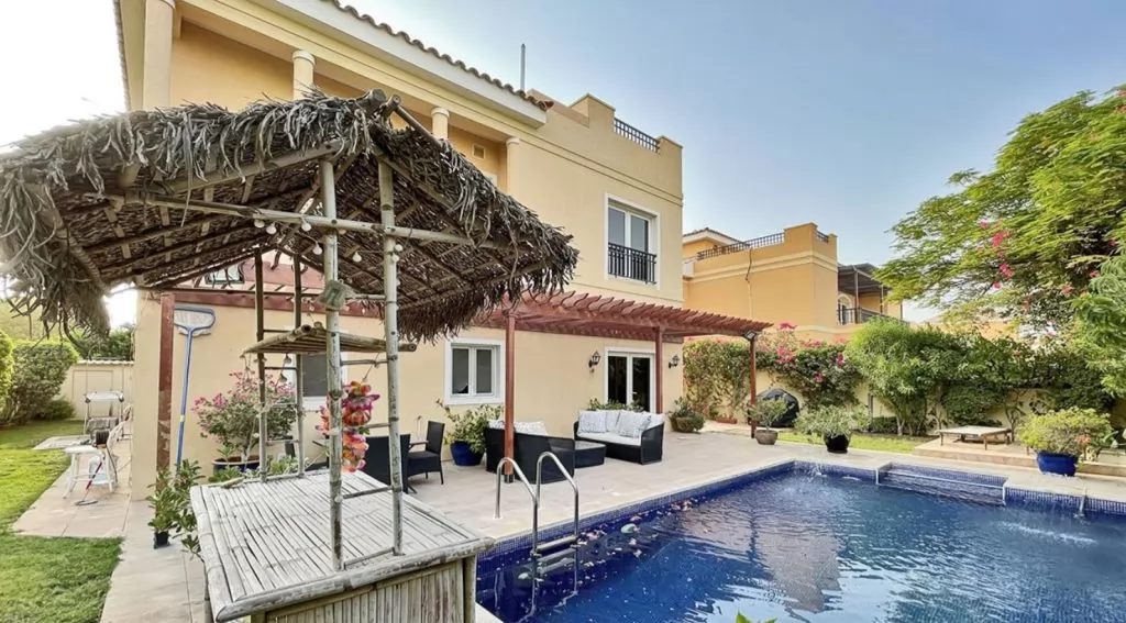 Résidentiel Propriété prête 5 + femme de chambre F / F Villa à Compound  à vendre au Dubai #22076 - 1  image 