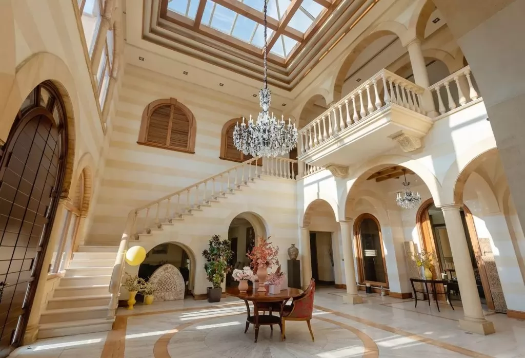 Wohn Klaar eigendom 6 + Zimmermädchen F/F Alleinstehende Villa  zu vermieten in Dubai #22215 - 1  image 