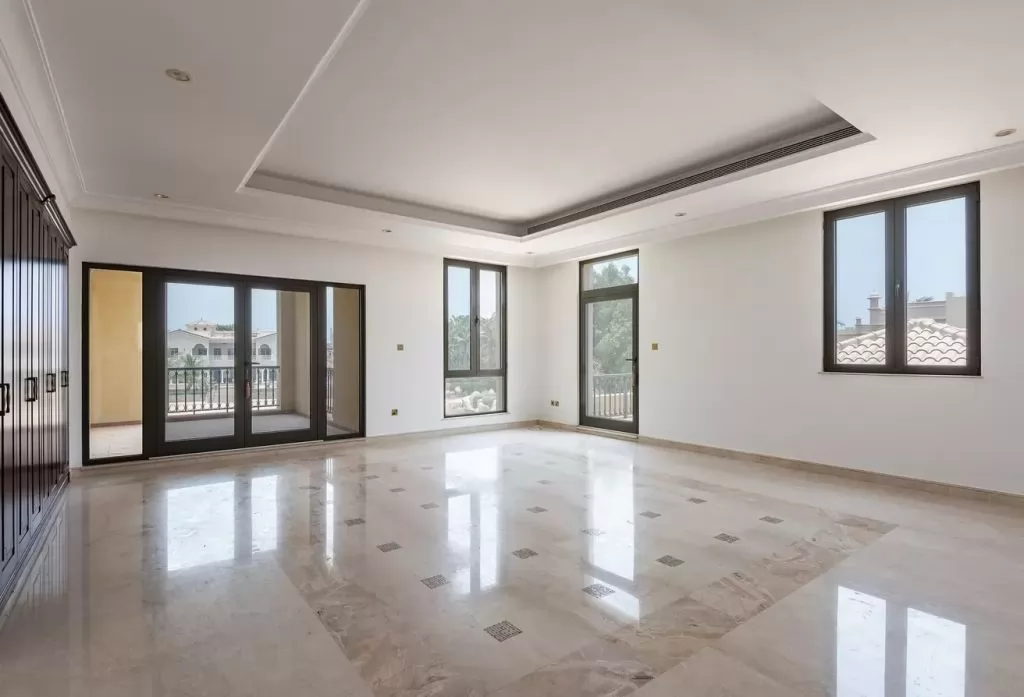 Residencial Listo Propiedad 5 habitaciones U / F Villa Standerlone  alquiler en Dubái #22217 - 1  image 