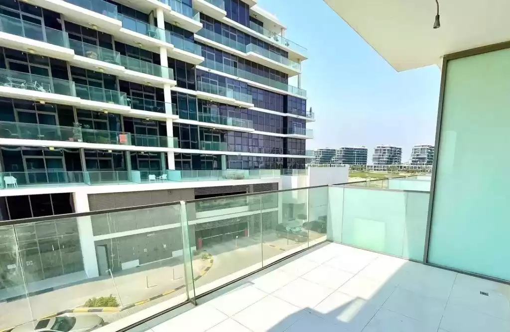 Residential Ready Property Studio S/F Apartment  for rent in Dubai #22398 - 1  image 