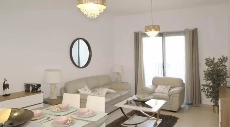 سكني عقار جاهز 3 + غرفة خادمة مفروش شقة  للإيجار في دبي #22436 - 2  صورة 