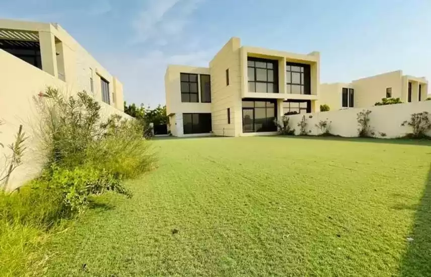 住宅 就绪物业 4+女仆卧室 楼/楼 独立别墅  出租 在 迪拜 #22441 - 1  image 