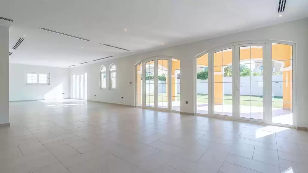 Résidentiel Propriété prête 3 + femme de chambre U / f Villa à Compound  à vendre au Dubai #22448 - 1  image 