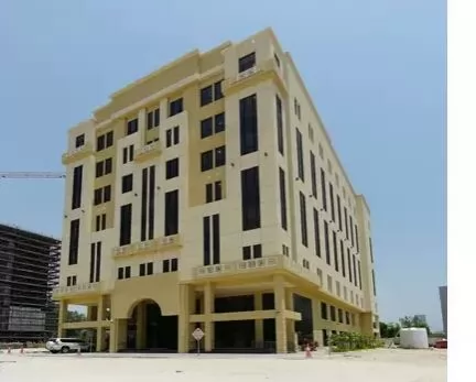 Residential Ready Property 2 Bedrooms U/F Apartment  for rent in Al Sadd , Doha #22490 - 1  image 