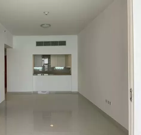Residential Ready Property 2 Bedrooms S/F Apartment  for rent in The-Pearl-Qatar , Doha-Qatar #22548 - 2  image 