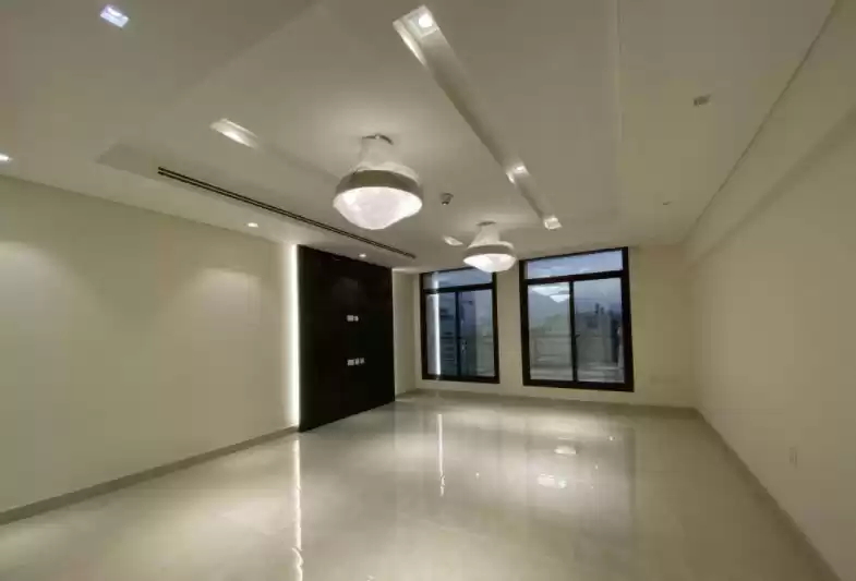 Residential Ready Property 2 Bedrooms U/F Apartment  for rent in Al Sadd , Doha #22647 - 1  image 