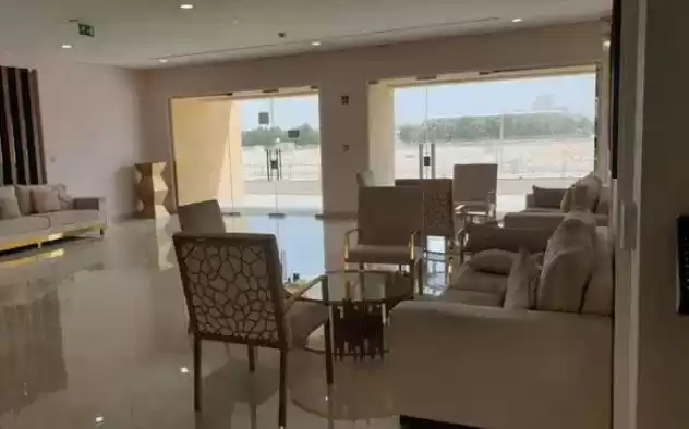 Residential Ready Property 2 Bedrooms F/F Apartment  for rent in Al Sadd , Doha #22663 - 1  image 