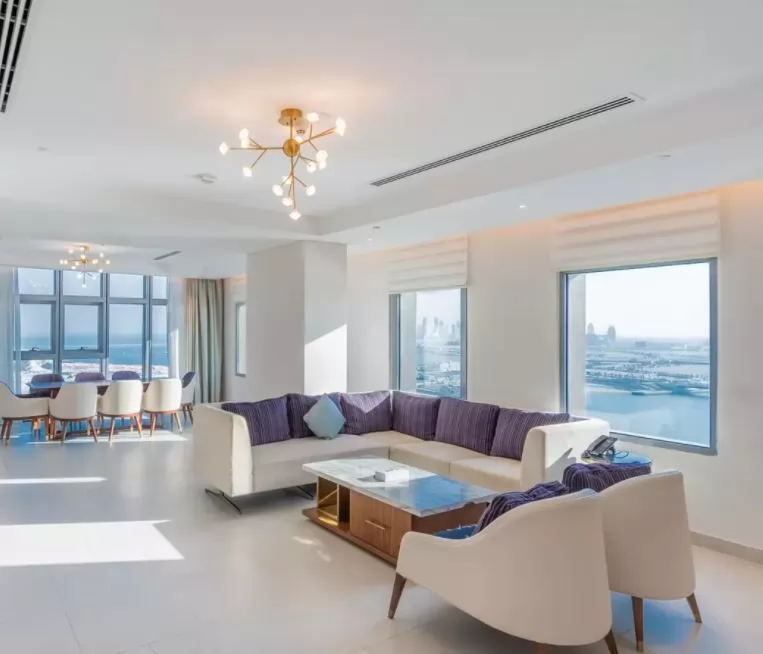 yerleşim Hazır Mülk 3 yatak odası F/F Apartman  kiralık içinde Al Sadd , Doha #22687 - 1  image 