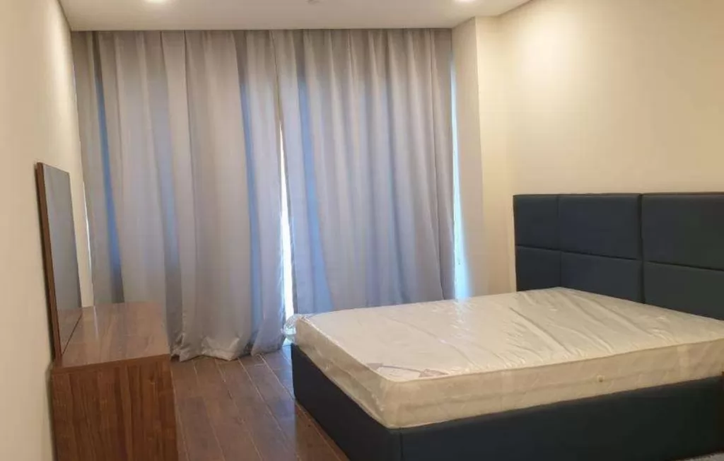 Residential Ready Property 2 Bedrooms F/F Apartment  for rent in Lusail , Doha-Qatar #22732 - 1  image 
