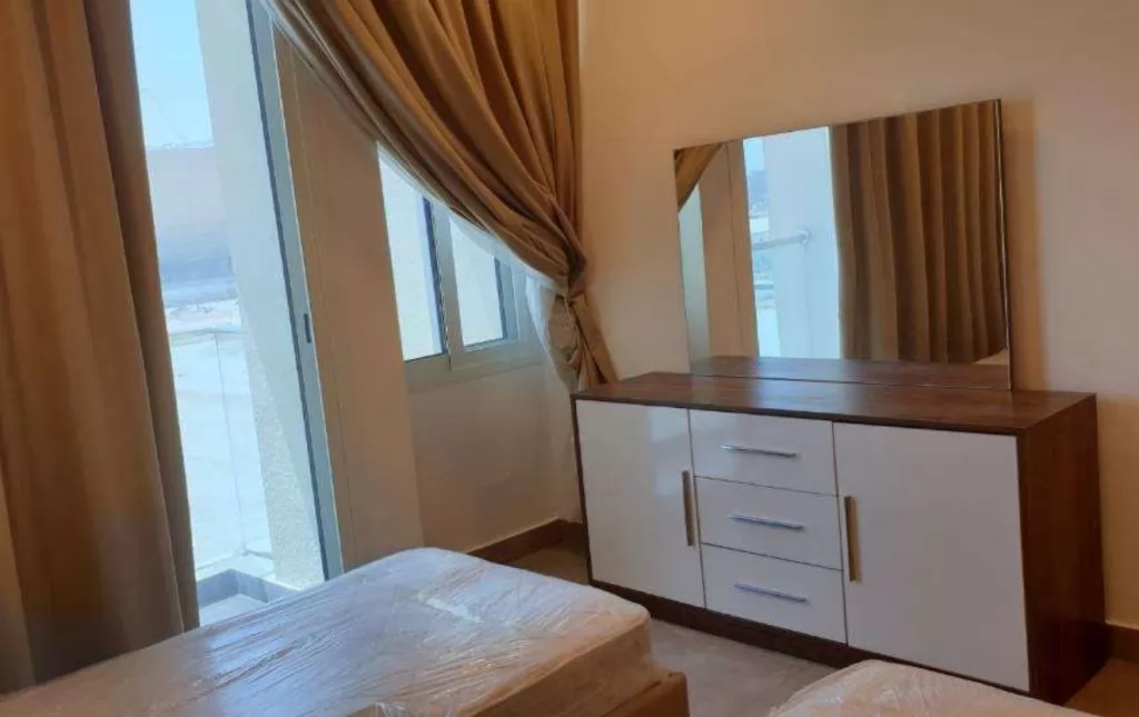 Residential Ready Property 2 Bedrooms F/F Apartment  for rent in Lusail , Doha-Qatar #22732 - 3  image 