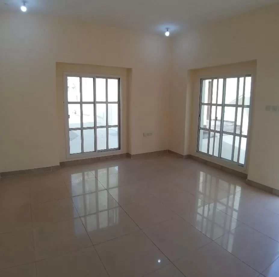 Residential Ready Property 2 Bedrooms U/F Apartment  for rent in Nuaija , Doha-Qatar #22771 - 1  image 