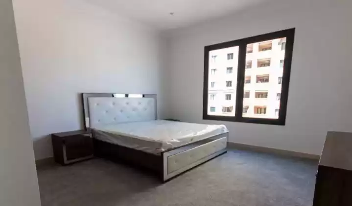 yerleşim Hazır Mülk 3 yatak odası F/F Apartman  kiralık içinde Al Sadd , Doha #22783 - 1  image 