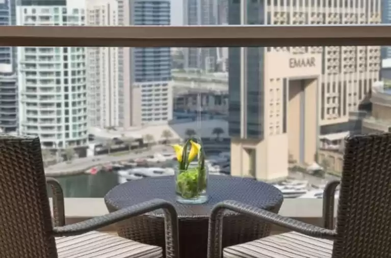 Wohn Klaar eigendom 3 Schlafzimmer S/F Hotelwohnungen  zu vermieten in Dubai #22793 - 1  image 