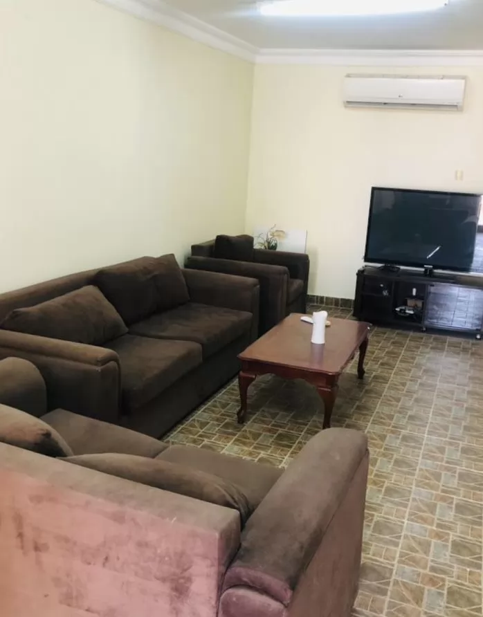 Residential Ready Property 2 Bedrooms F/F Apartment  for rent in Old-Airport , Doha-Qatar #22798 - 3  image 