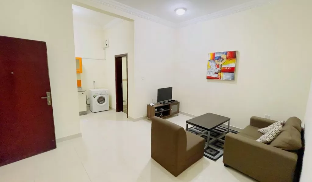 Residential Ready Property 1 Bedroom F/F Apartment  for rent in Doha #22808 - 1  image 