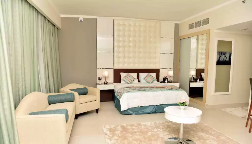 Wohn Klaar eigendom 2 Schlafzimmer F/F Hotelwohnungen  zu vermieten in Doha #22809 - 1  image 