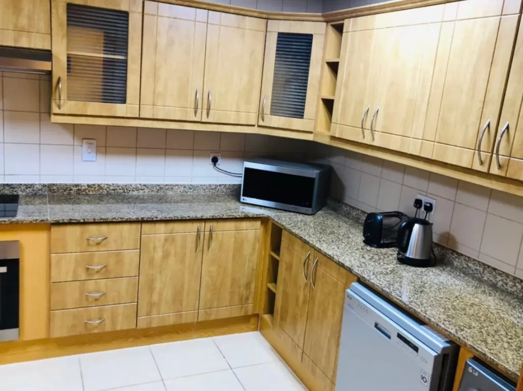 Residential Ready Property 2 Bedrooms F/F Apartment  for rent in Al Sadd , Doha #22831 - 1  image 