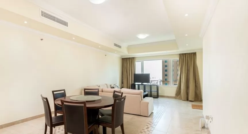 Residential Ready Property 2 Bedrooms F/F Apartment  for rent in The-Pearl-Qatar , Doha-Qatar #22841 - 2  image 