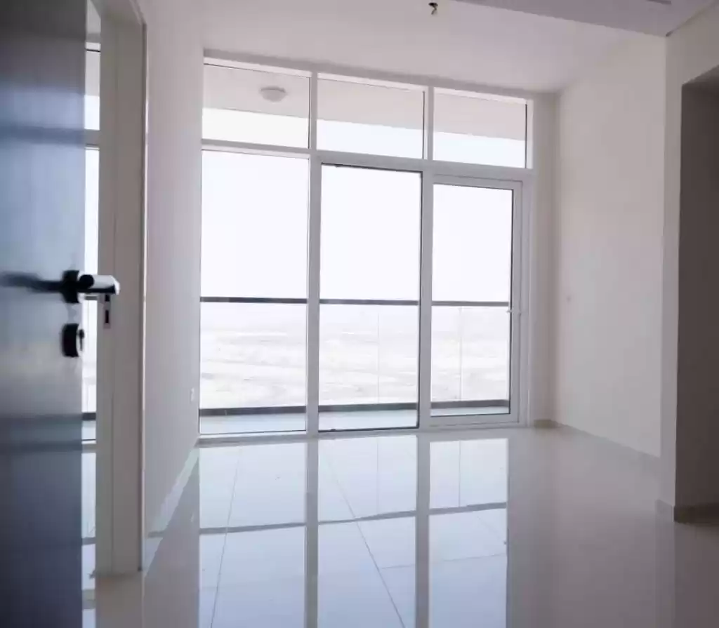 Wohn Klaar eigendom 1 Schlafzimmer U/F Wohnung  zu vermieten in Dubai #22878 - 1  image 