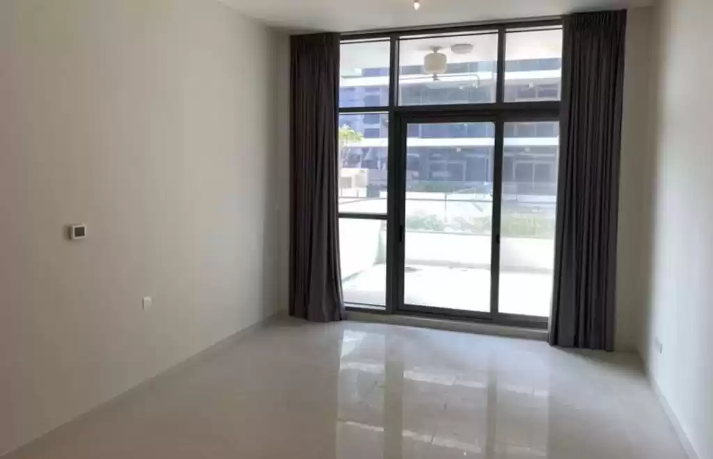 Residential Ready Property Studio U/F Apartment  for rent in Dubai #22891 - 1  image 
