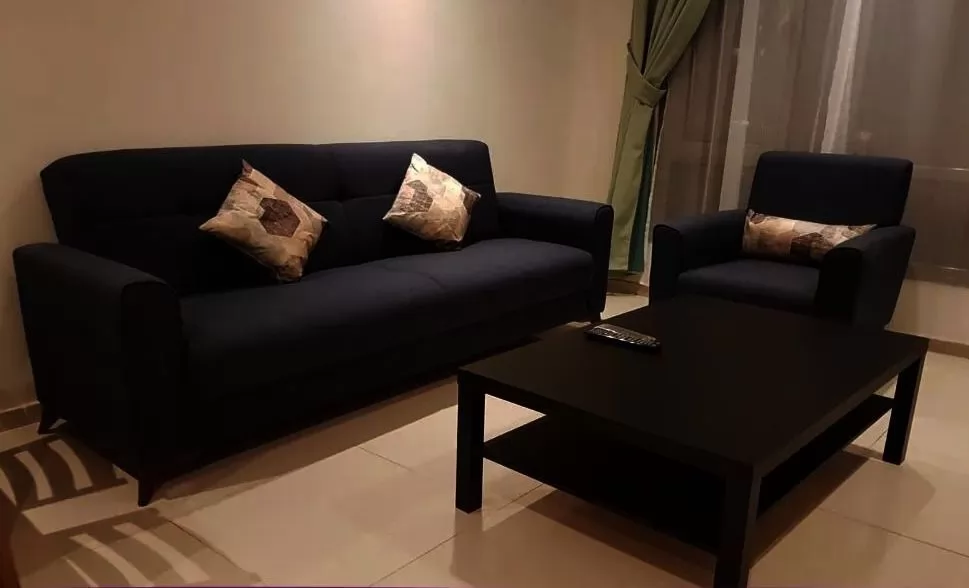 Residential Ready Property 2 Bedrooms F/F Apartment  for rent in Kuwait #22963 - 1  image 