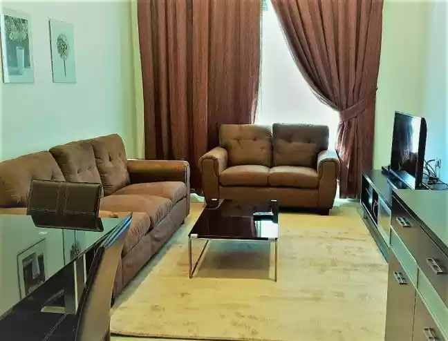 سكني عقار جاهز 3 غرف  مفروش شقة  للإيجار في الكويت #23005 - 1  صورة 