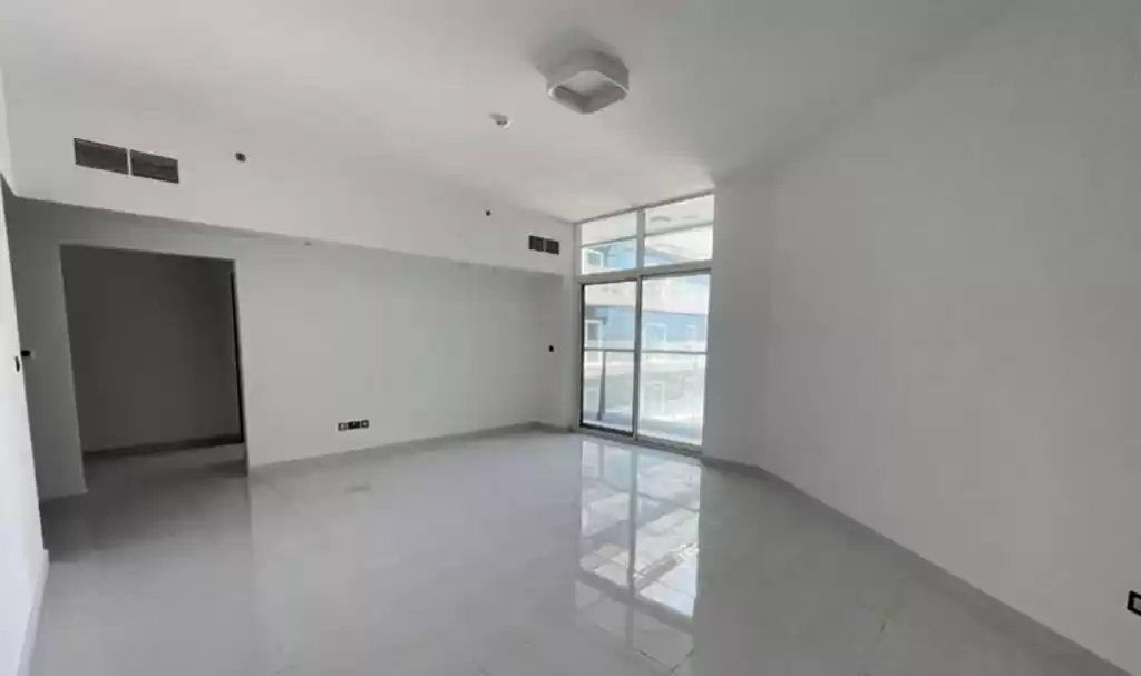 Residential Ready Property 2 Bedrooms U/F Apartment  for rent in Dubai #23022 - 1  image 
