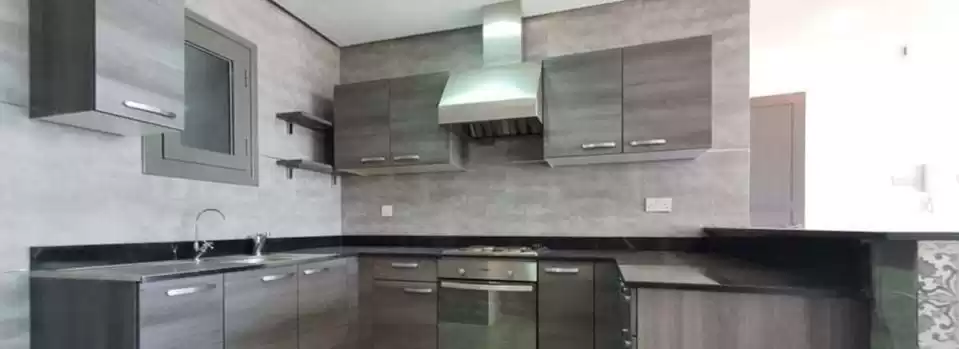 Residential Ready Property 2 Bedrooms U/F Apartment  for rent in Kuwait #23062 - 1  image 