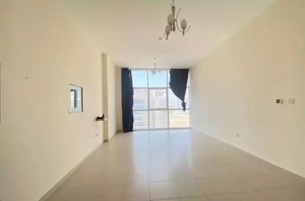 Résidentiel Propriété prête 1 chambre U / f Appartement  a louer au Dubai #23071 - 1  image 