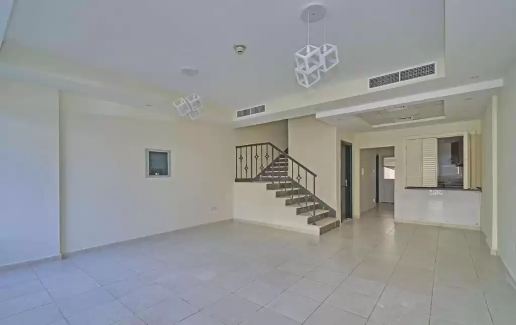 Residential Ready Property 3+maid Bedrooms U/F Standalone Villa  for rent in Dubai #23134 - 1  image 