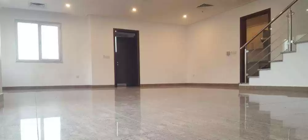 Residential Ready Property 3+maid Bedrooms U/F Apartment  for rent in Kuwait #23179 - 1  image 