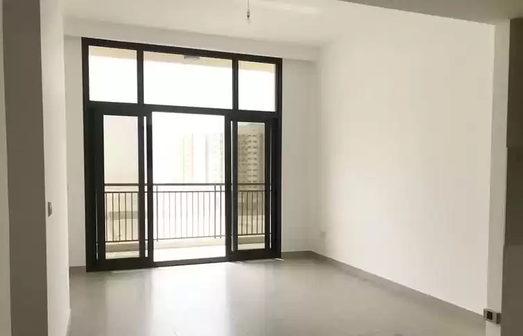 Residential Ready Property 2 Bedrooms U/F Apartment  for rent in Dubai #23204 - 1  image 