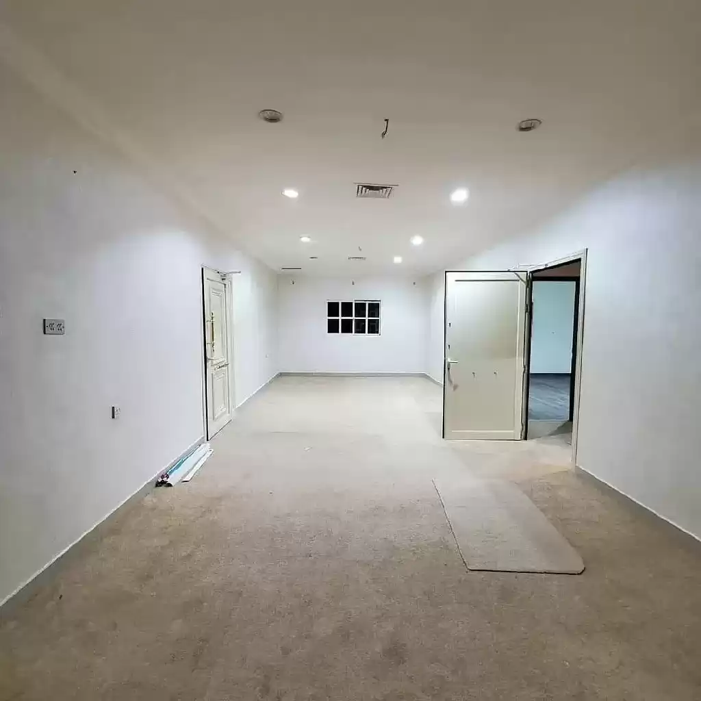 Résidentiel Propriété prête 3 chambres U / f Appartement  a louer au Koweit #23238 - 1  image 