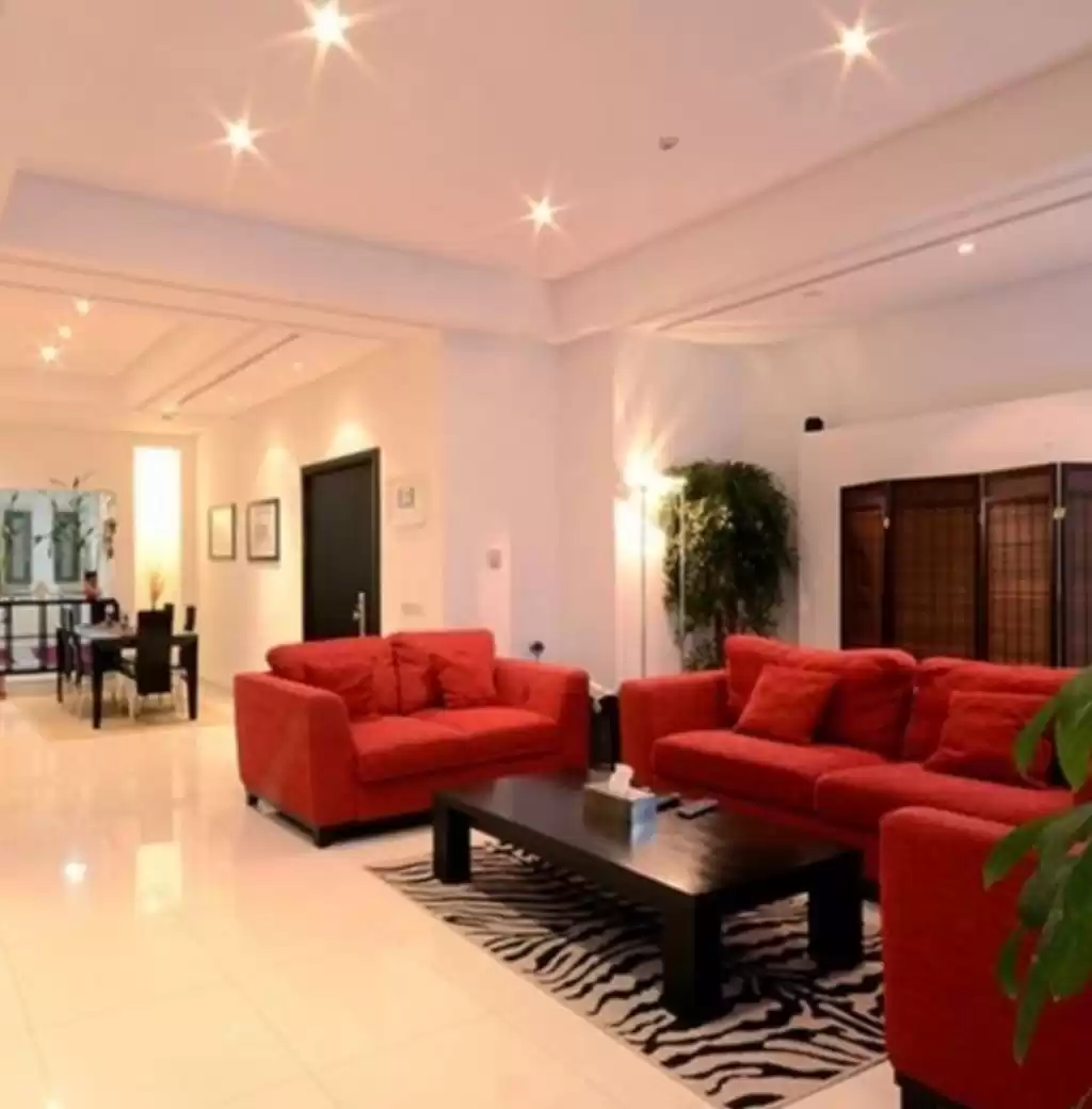 Residential Ready Property 3 Bedrooms F/F Apartment  for rent in Kuwait #23289 - 1  image 